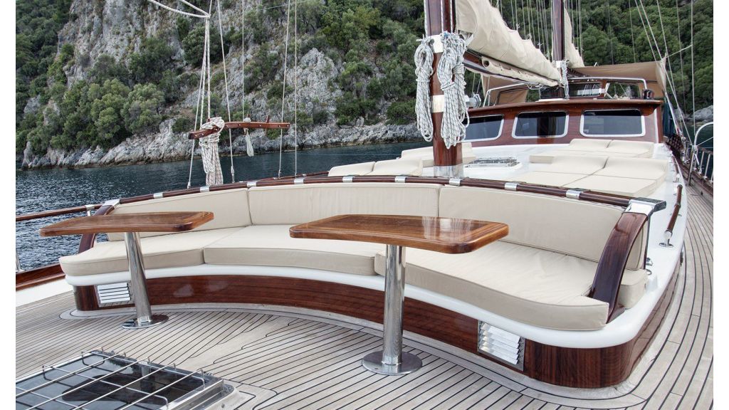 Mikado-Luxury yacht master