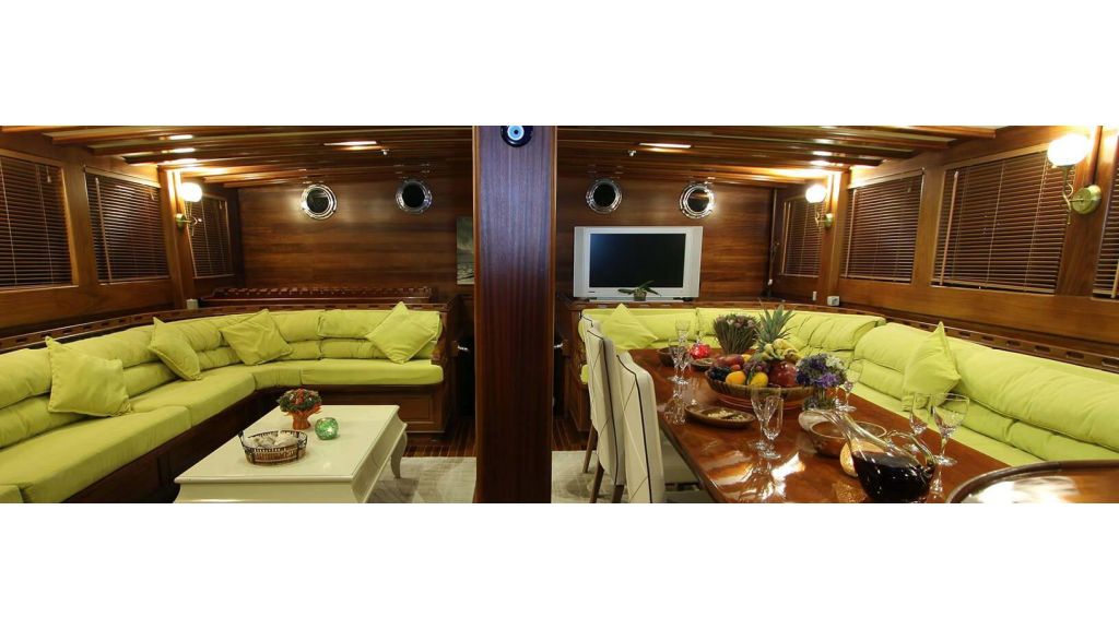 Teak Hull Charter Gulet (70)