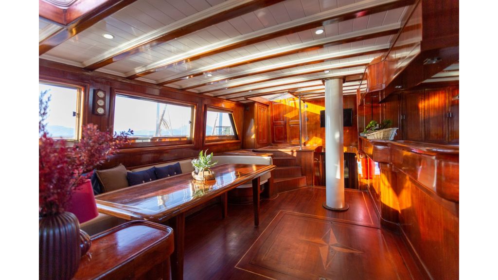 Yuce Bey Gulet (004)