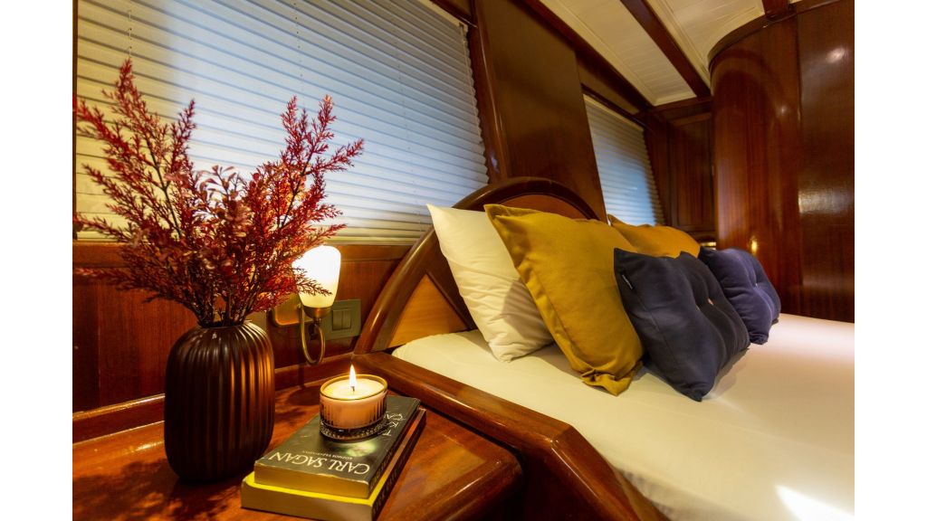 Yuce Bey Gulet (005)