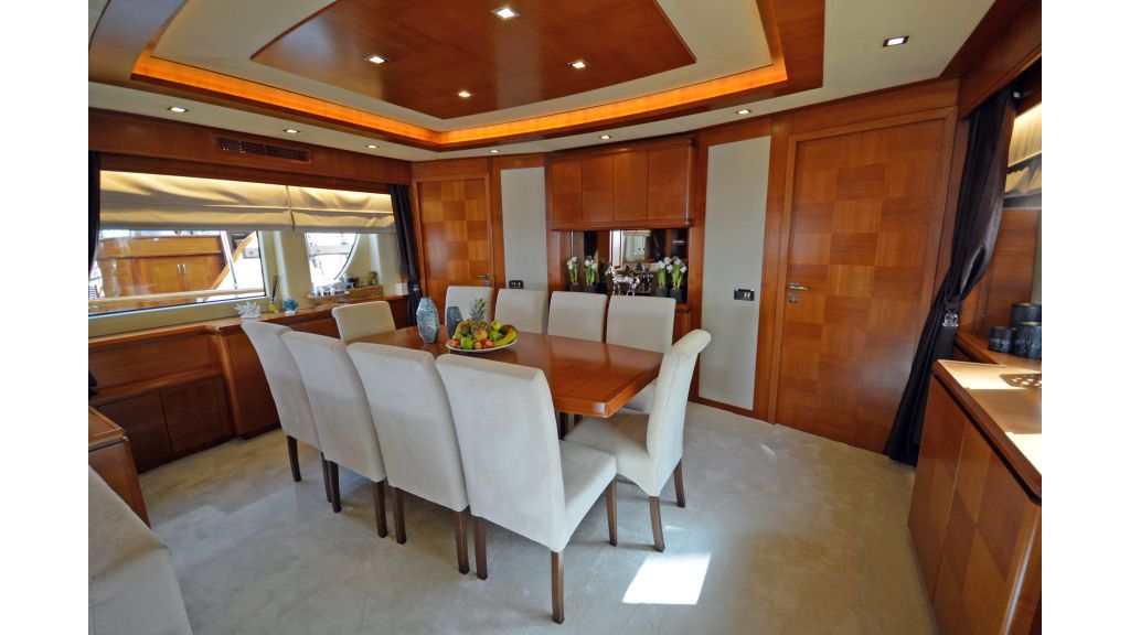 Composite Grp Motoryacht (11)