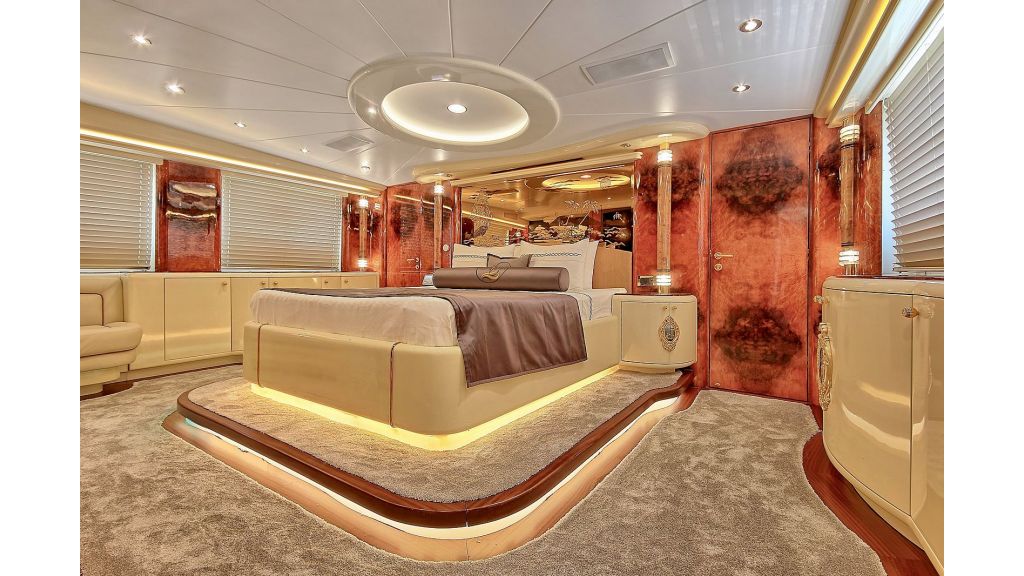 Crocus Luxury Motoryacht (40)