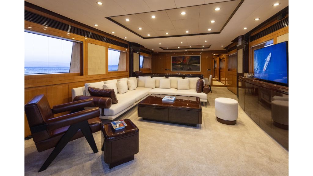 Go-motor-yacht-for-charter (24)