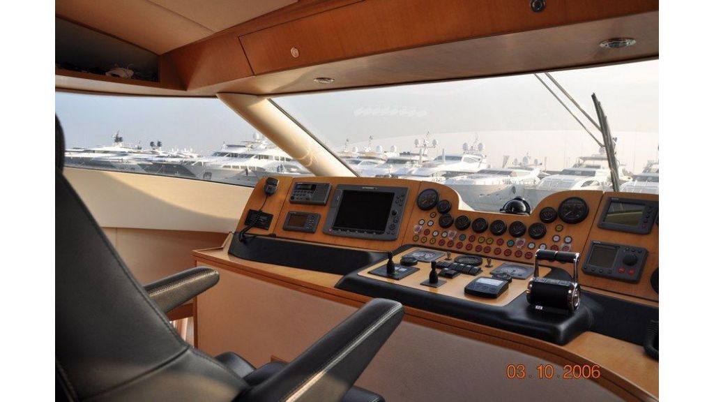 De Birs82 motor yacht for sale (5)