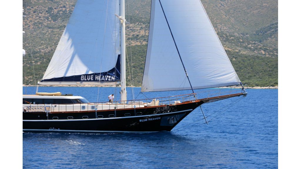 Blue Heaven - Sailing 4 - master