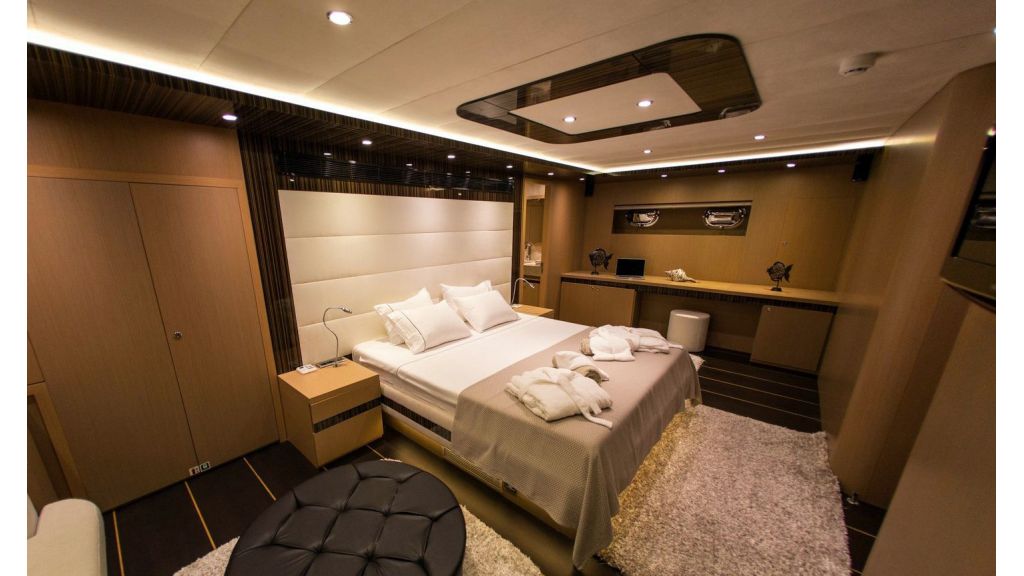 Le Pietre luxury 4 cabins gulet master