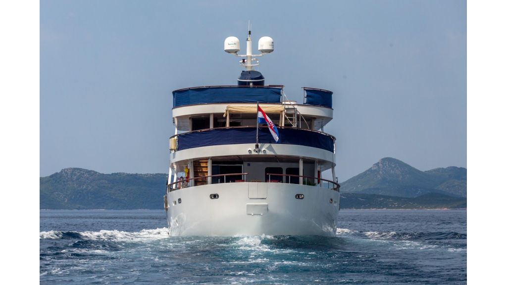 Steel Hull Motoryacht (16)