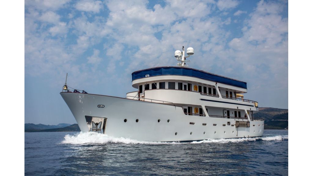 Steel Hull Motoryacht - master