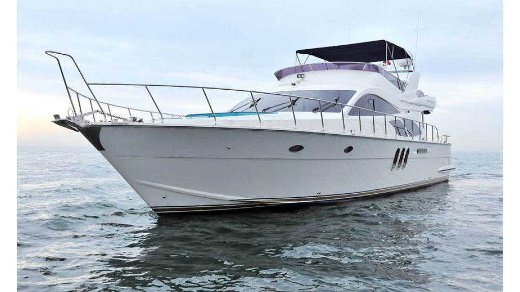 Motor yacht_for_sale (2)