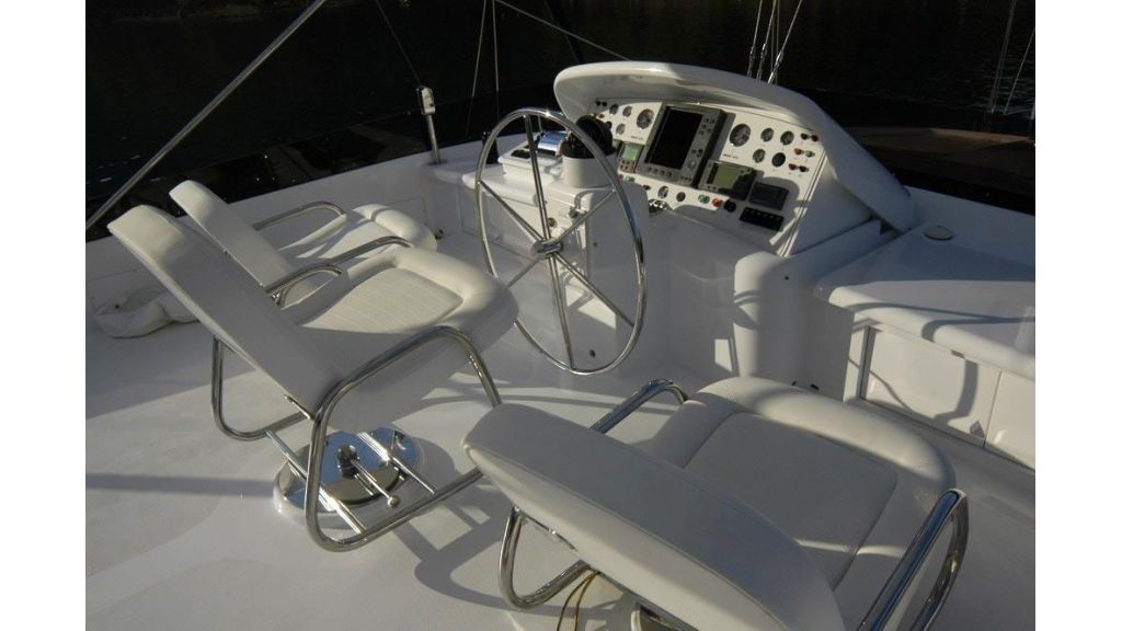 Custom Sailing Yacht (6)