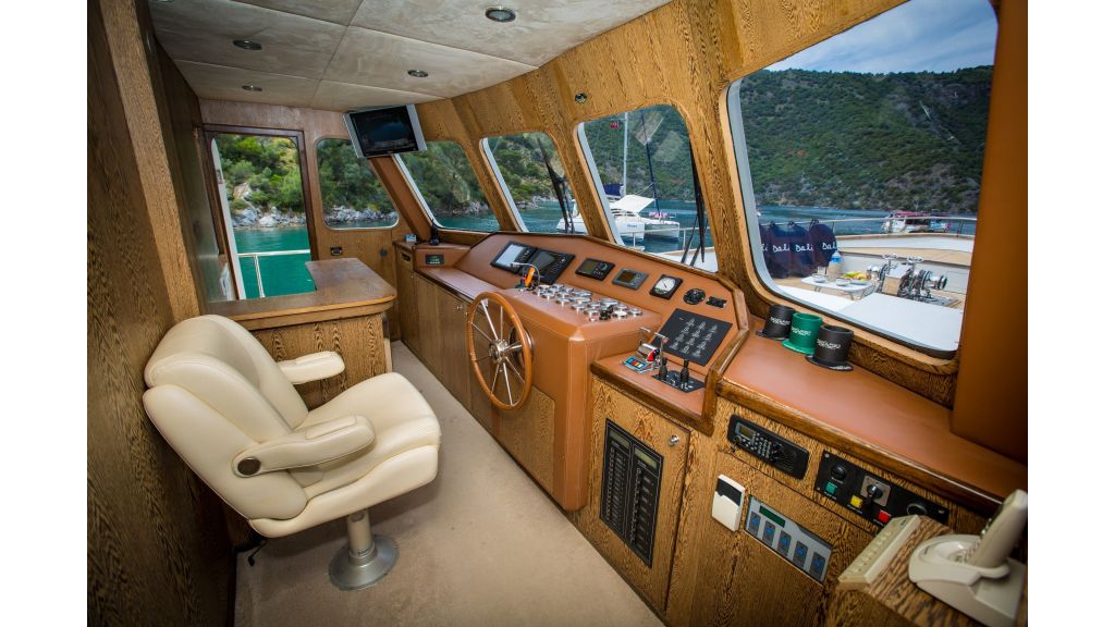 Dali Trawler Motor Yacht (14)