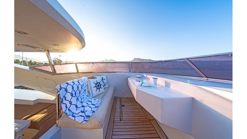 Smyrna Luxury Motor Yacht (41)