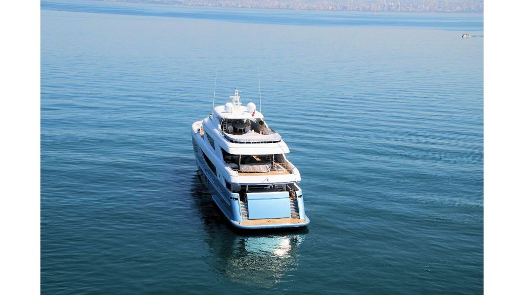 exclusive-motoryacht-for-sale-5