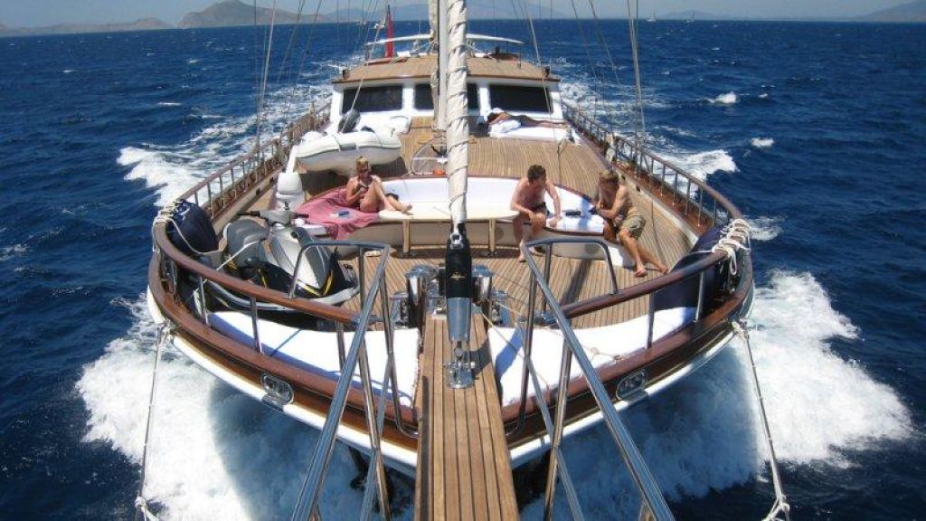 classic-sailing-gulet-for-sale (17)