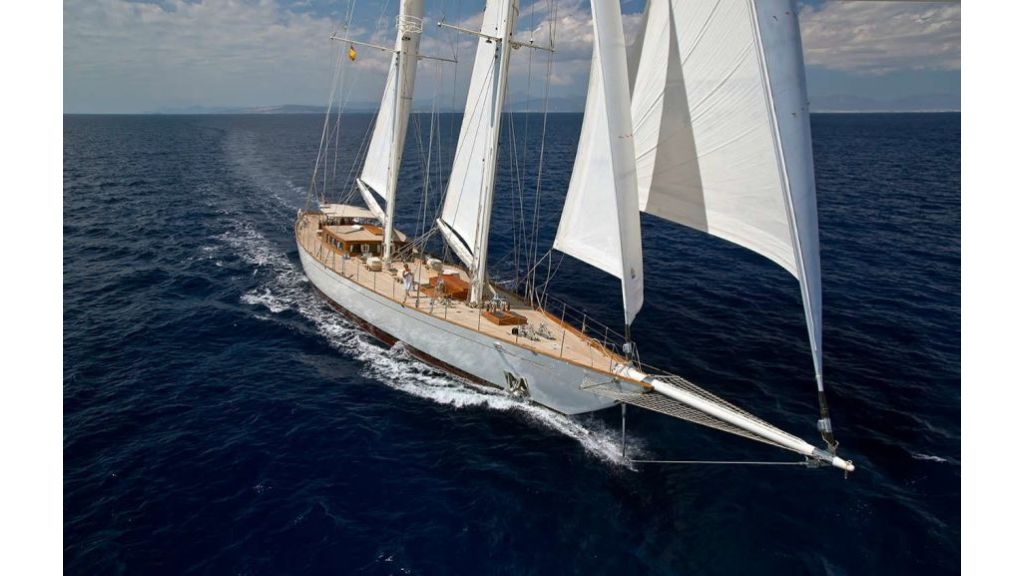 Luxury Sailing Yacht for sale (26)