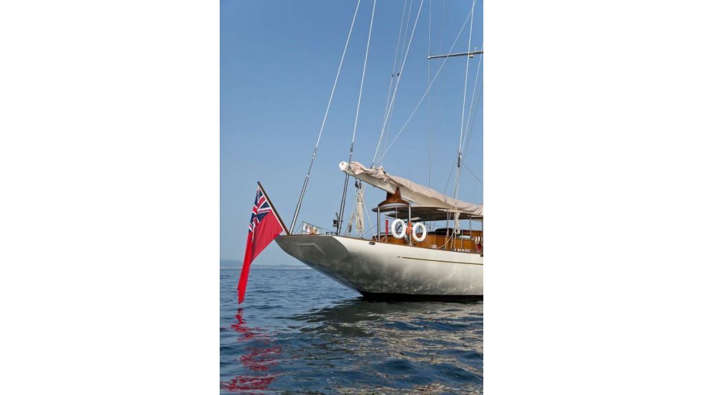 Luxury Sailing Yacht for sale (30)