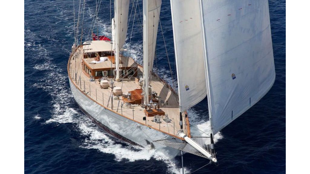 Luxury Sailing Yacht for sale (7)