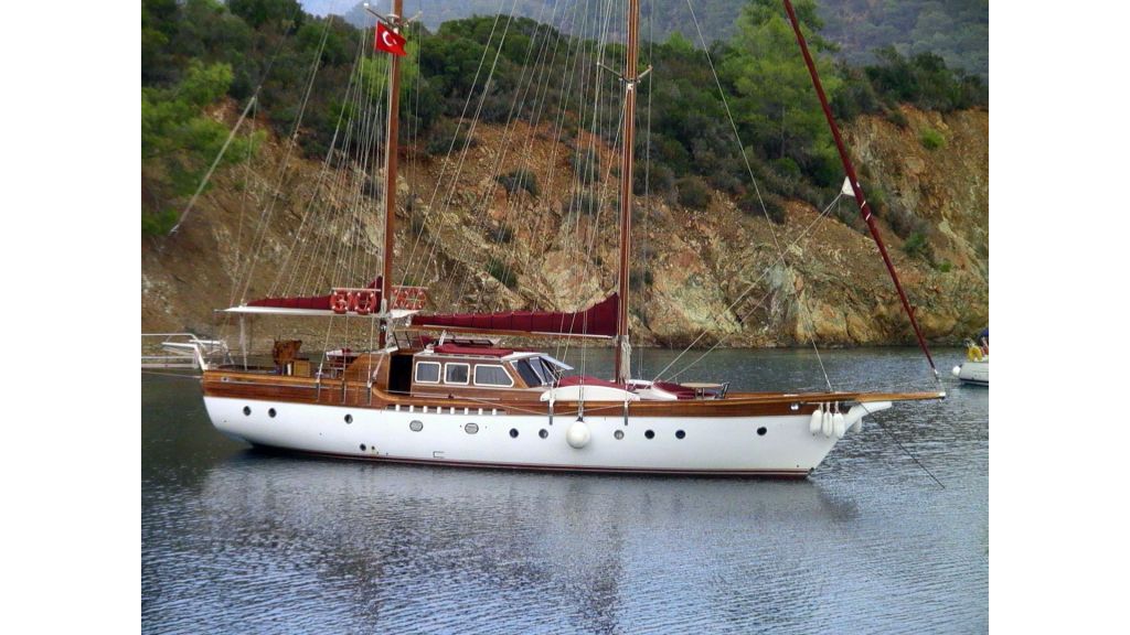 Sailing Yacht isla (1)