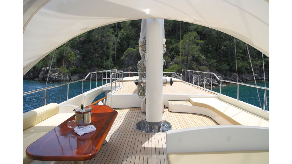 Alessandro Luxury sailing yacht (41)
