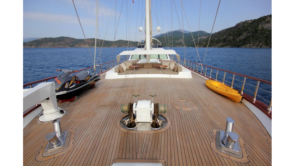 Alessandro Luxury sailing yacht (53)