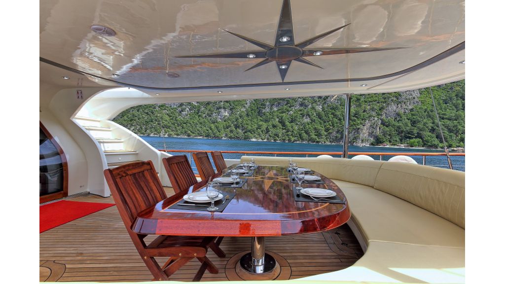 Alessandro Luxury sailing-yacht master