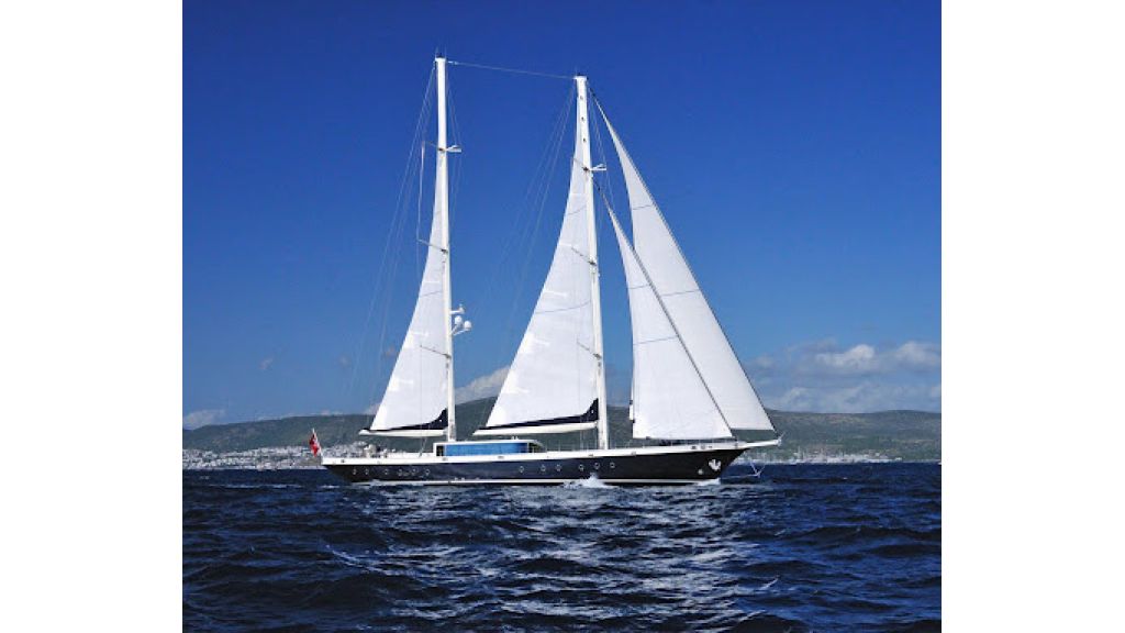2011-custom-designed-schooner (4)