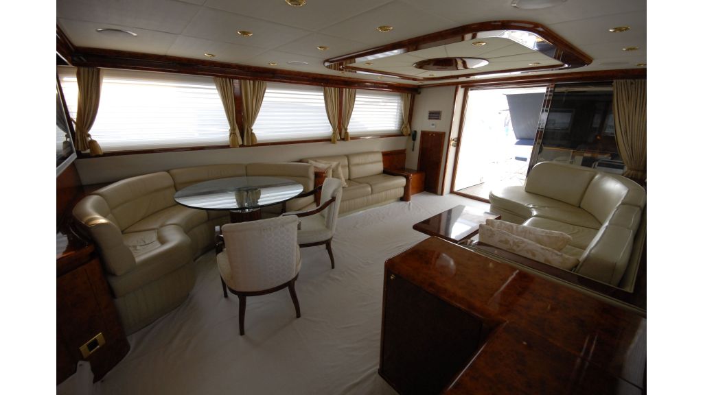 Luxury Cheap_motoryacht_for_sale (19)