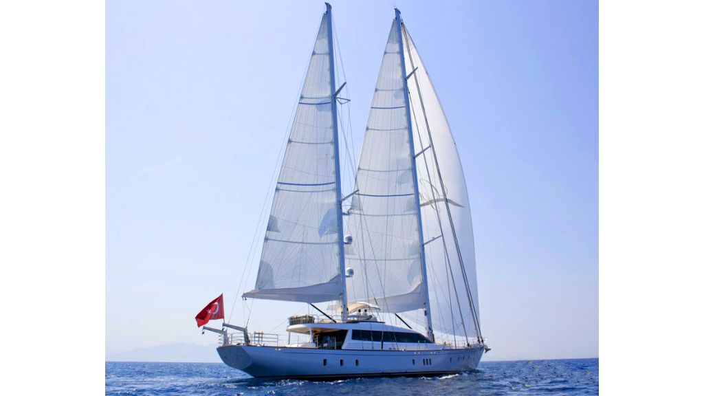 Custom_Designe_Sailing_Yacht  (25)