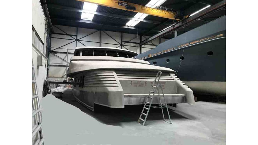 Steel Aluminium Motor yacht (5)