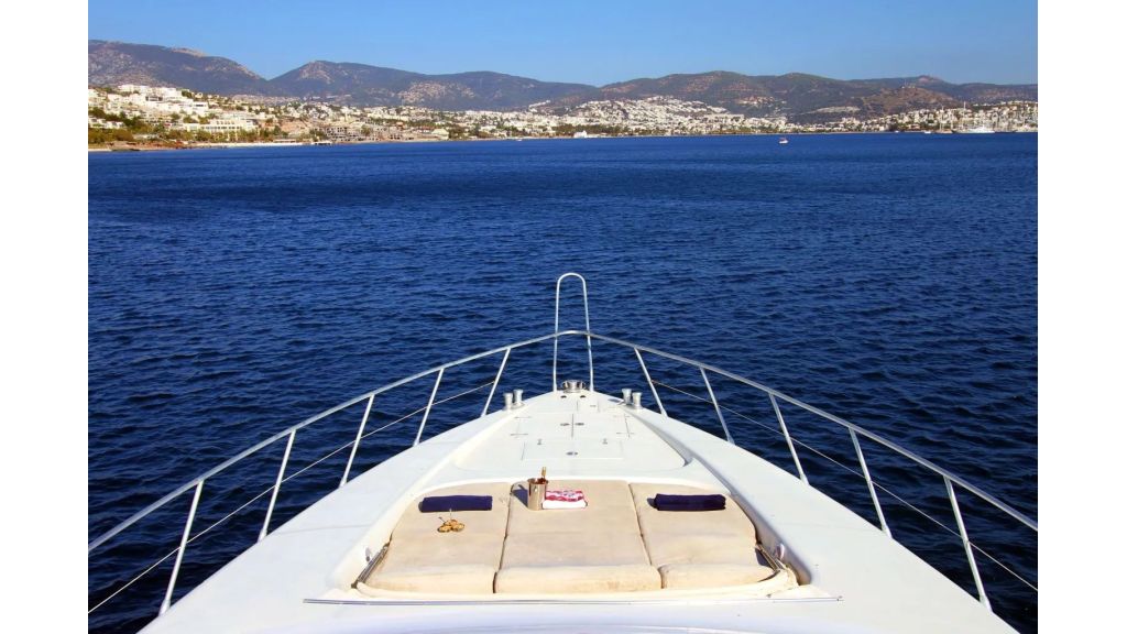 Mina 2 Motoryacht (2)