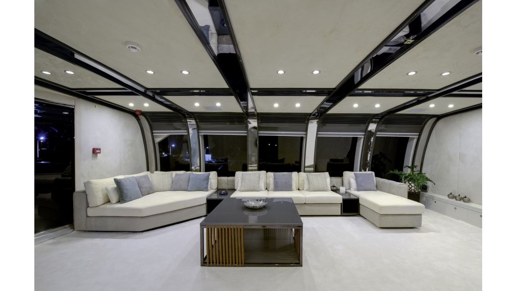 Vetro Luxury Motor Yacht (65)