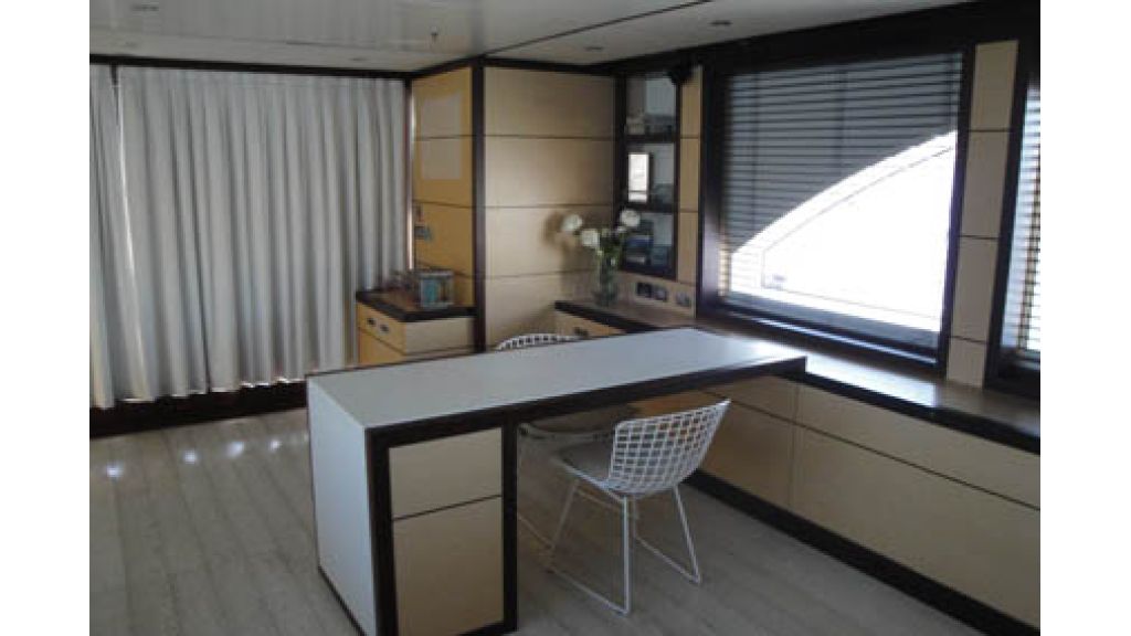 RODRIQUEZ 38 m Motoryacht (12)