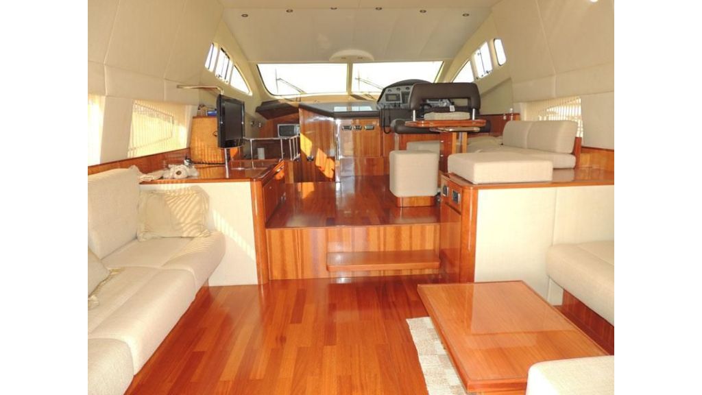 Aicon 54 For charter yacht  (6)