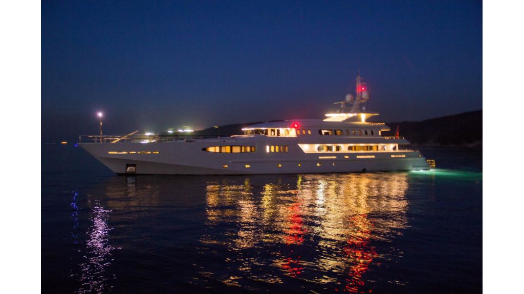 58 m  Mega Yacht for Sale