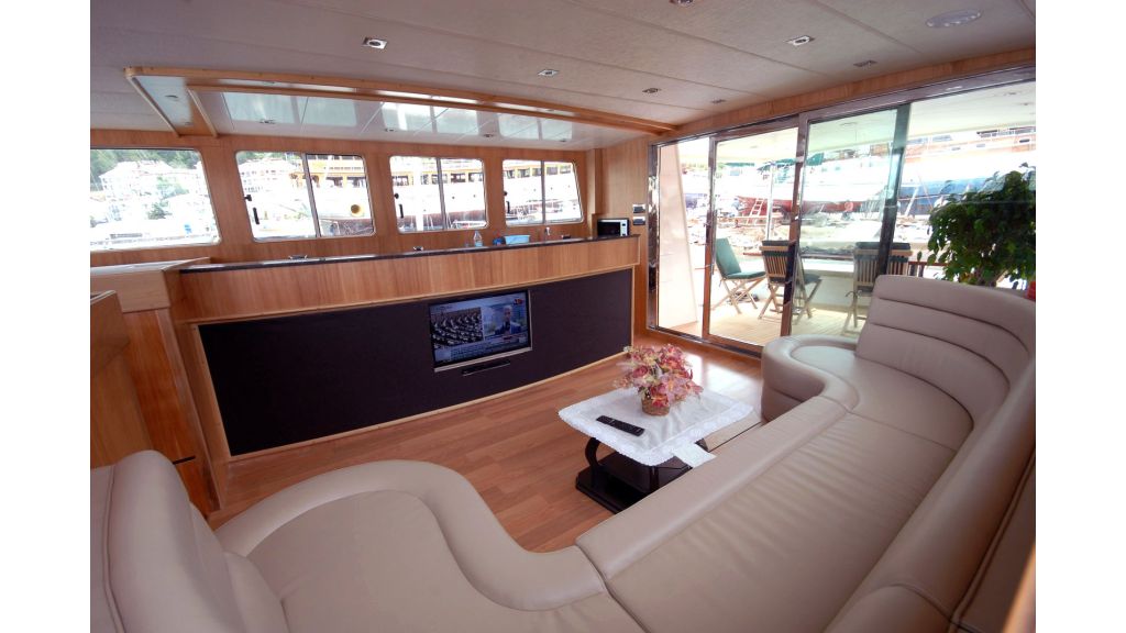 20 m Trawler Motor Yacht