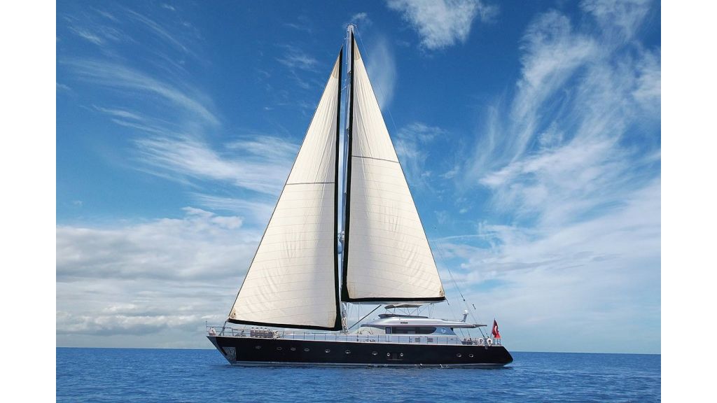 Custom Sailing Yacht for Sale (37)