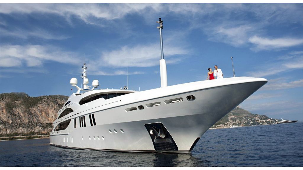 La Blanca Mega Yacht,