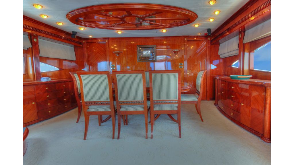 Dream motor yacht (39)