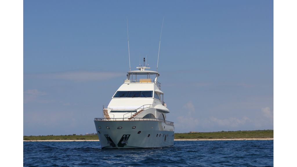 Dream motor yacht (42)