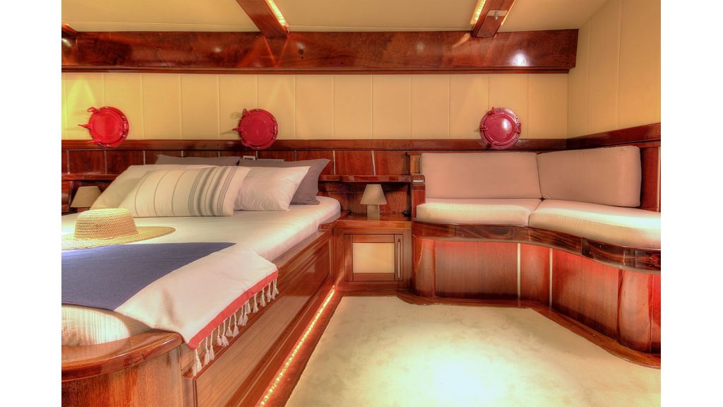 nautilus-sailing-yacht (23)