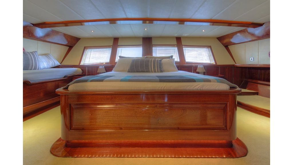 nautilus-sailing-yacht (27)