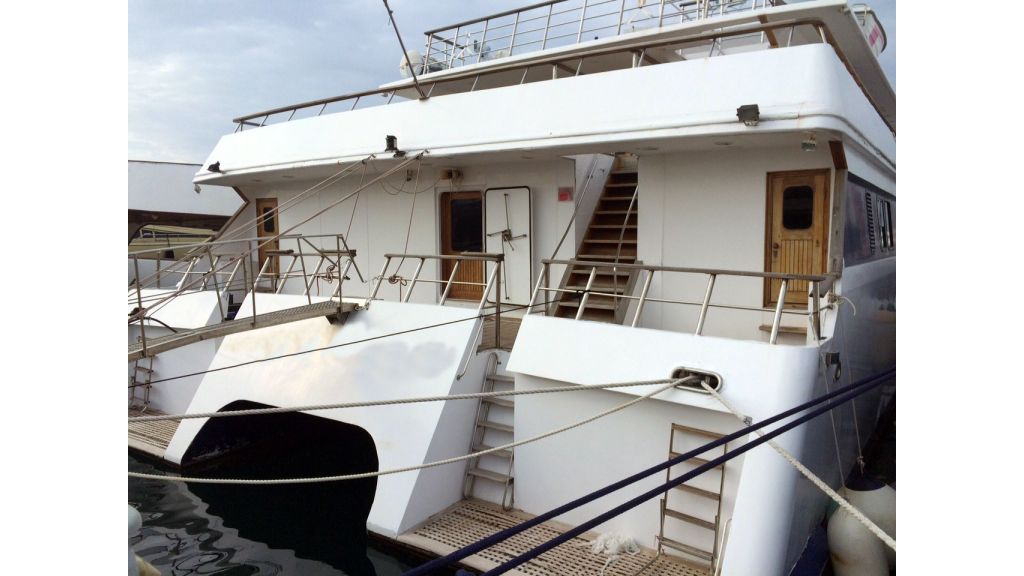 cruising-catamaran-for-sale (3)