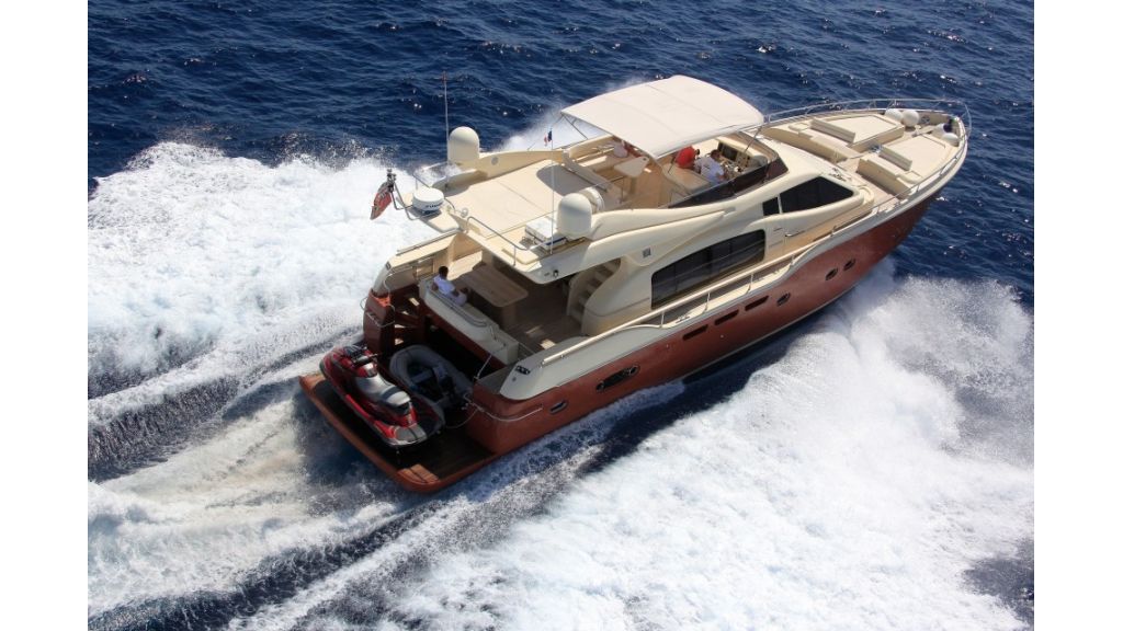 Ferretti Altura Motor Yacht (4)