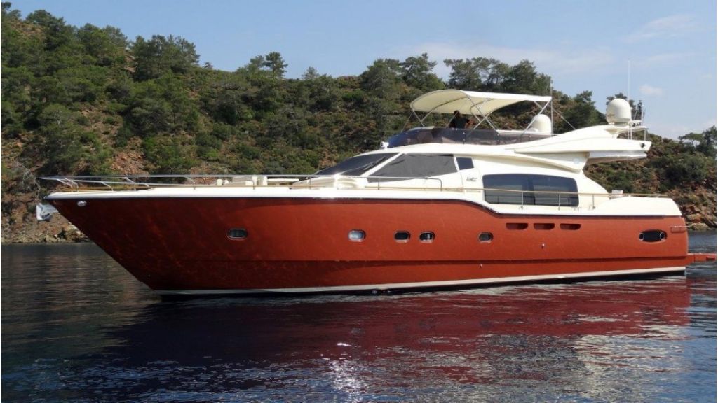 Ferretti Altura Motor Yacht (5)