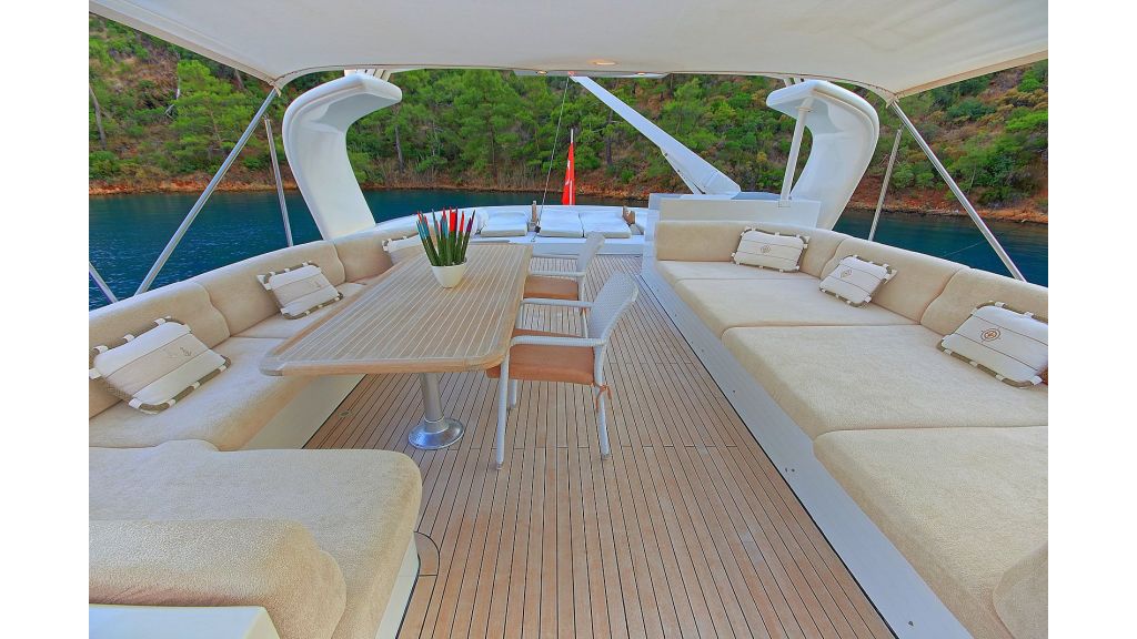 27-m-custom-motor yacht (16)