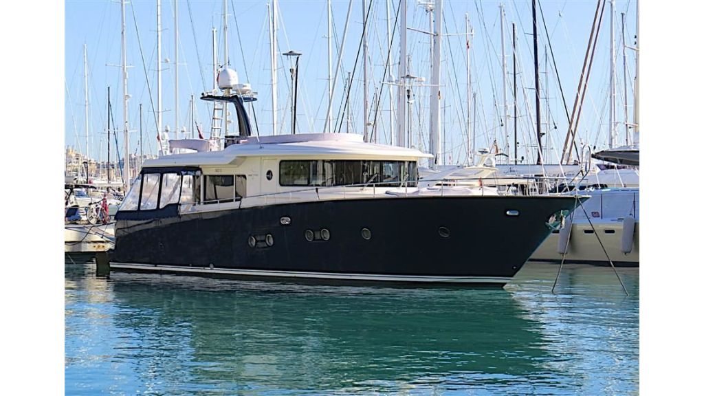 Apreamare Maestro-65 Motor Yacht (2)