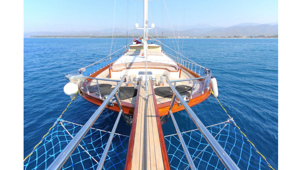 classic-sailing-gulet (15)