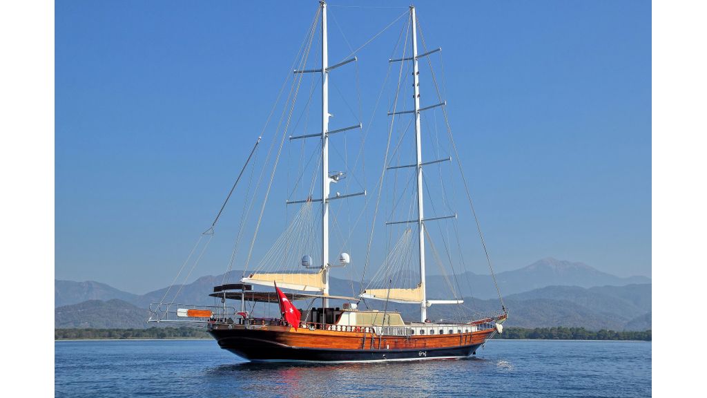 classic-sailing-gulet (3)