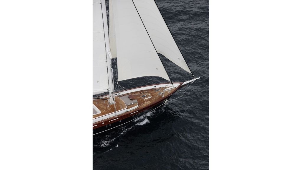 New Design Sailing Yacht (27)