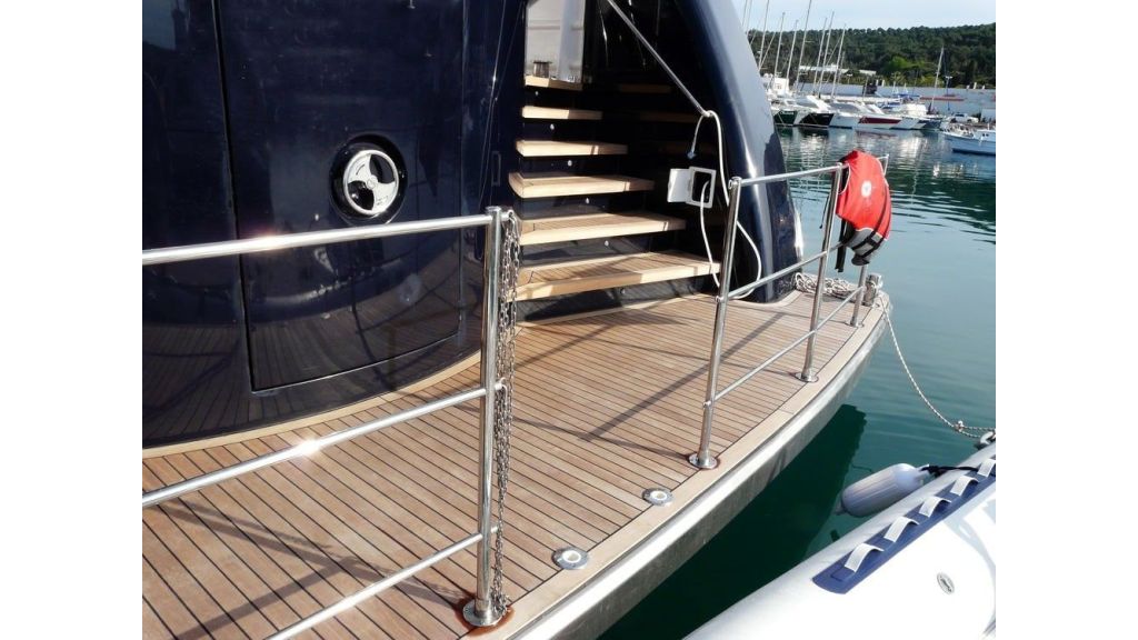 Ocean Explorer 33 m Motor Yacht (22)